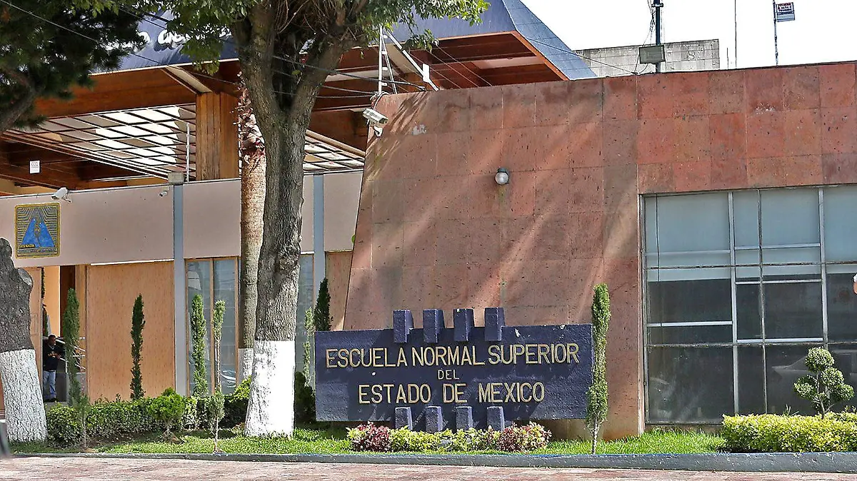 escuelar normal superior del Estado de México